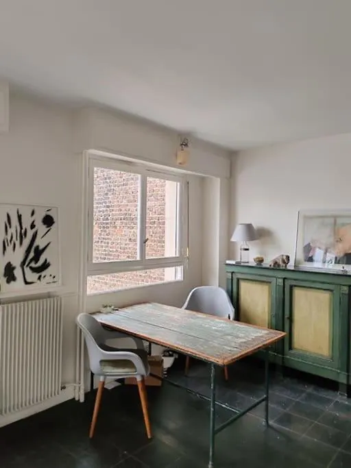 20 Eme Rue Des Vignoles Au 6 Eme Ciel * Paris