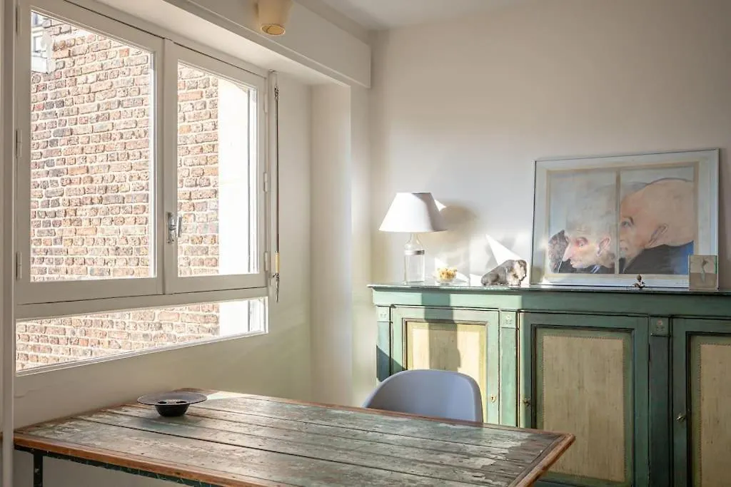 Apartment 20 Eme Rue Des Vignoles Au 6 Eme Ciel Paris